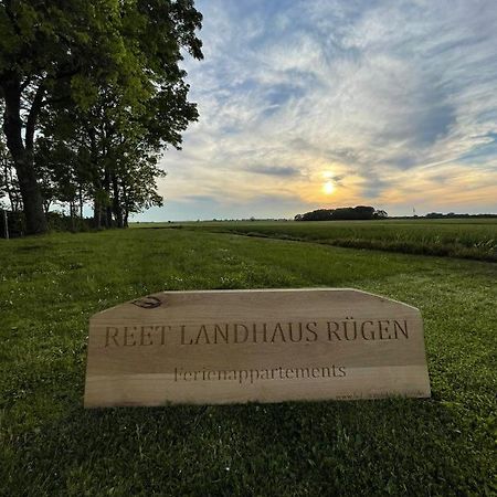 Reet Landhaus Ruegen Ummanz Exterior foto